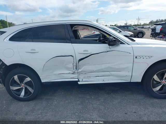 2021 JAGUAR F-PACE SADCJ2EU3MA667084 Photo 5
