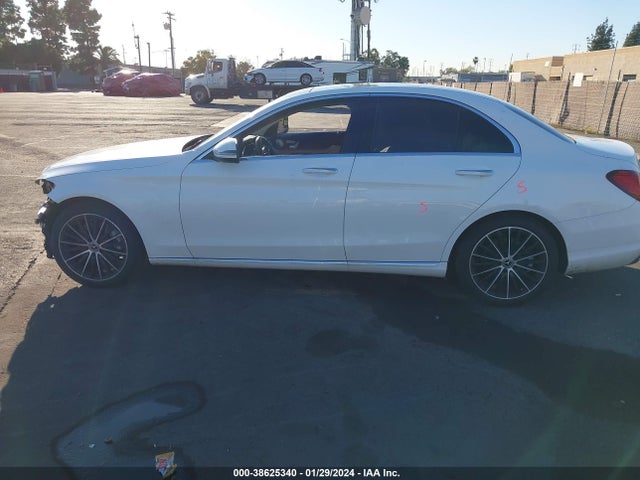 2021 MERCEDES-BENZ C 300 SEDAN VIN: W1KWF8DB1MR613674