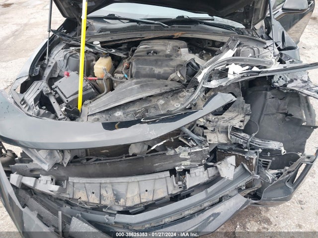 Chevrolet Camaro 1lt 2017 1G1FB1RX1H0135373 Image 10