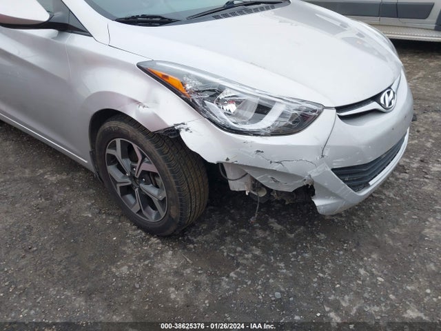 Hyundai ELANTRA SE 2016 5NPDH4AEXGH658370 Image 6