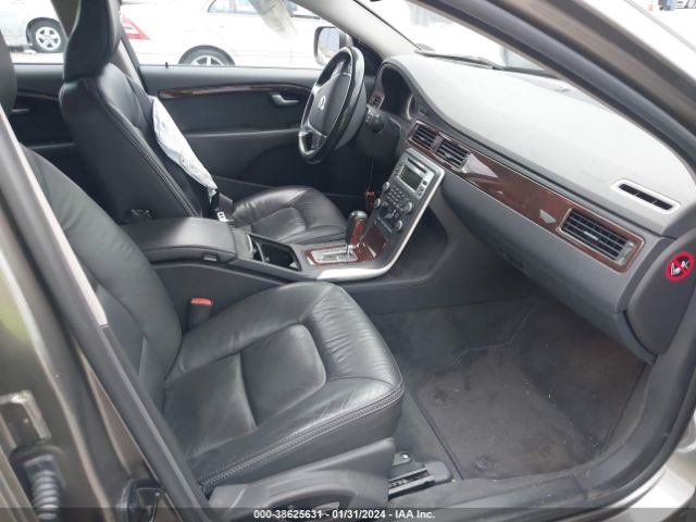 2011 VOLVO XC70 YV4902BZ7B1097108 Photo 4