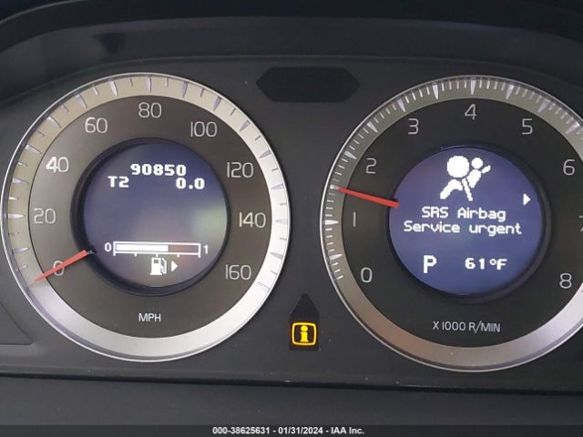 2011 VOLVO XC70 YV4902BZ7B1097108 Photo 6