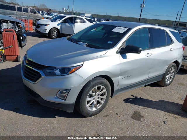 Chevrolet EQUINOX LS 2019 3GNAXHEV3KS554784 Image 2