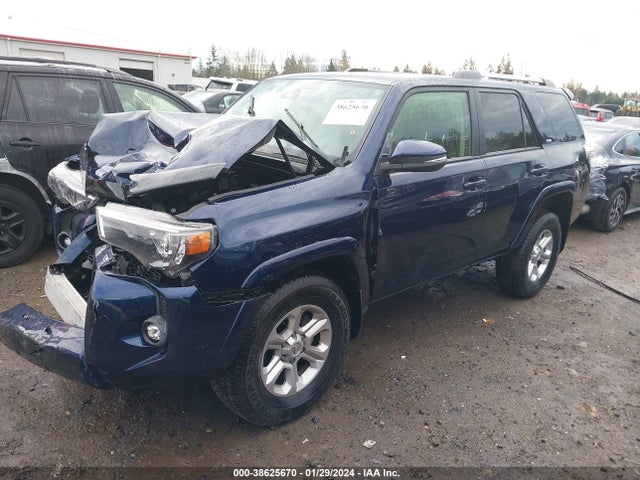 Toyota 4runner Sr5 Premium 2022 JTENU5JR4N6018019 Image 2