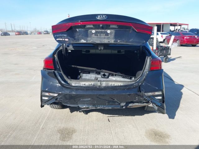 3KPF24AD6ME370735 KIA Forte Lxs