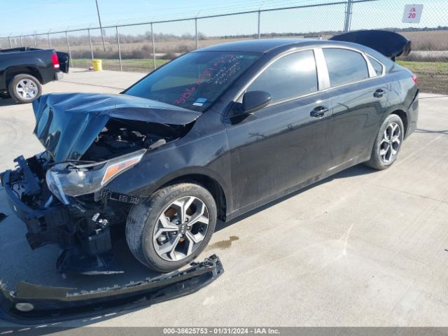 3KPF24AD6ME370735 KIA Forte Lxs