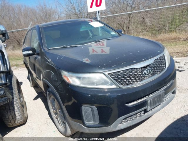 Продажа на аукционе авто 2015 Kia Sorento Lx, vin: 5XYKT3A65FG645539, номер лота: 38625785