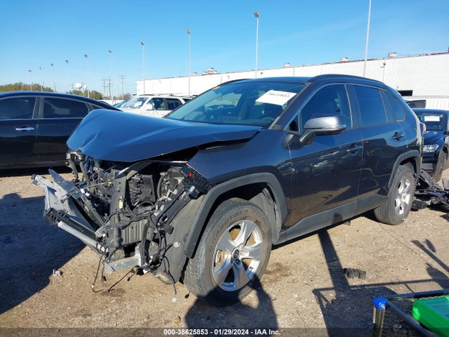 Toyota Rav4 Xle 2021 2T3W1RFV0MC121290 Image 2