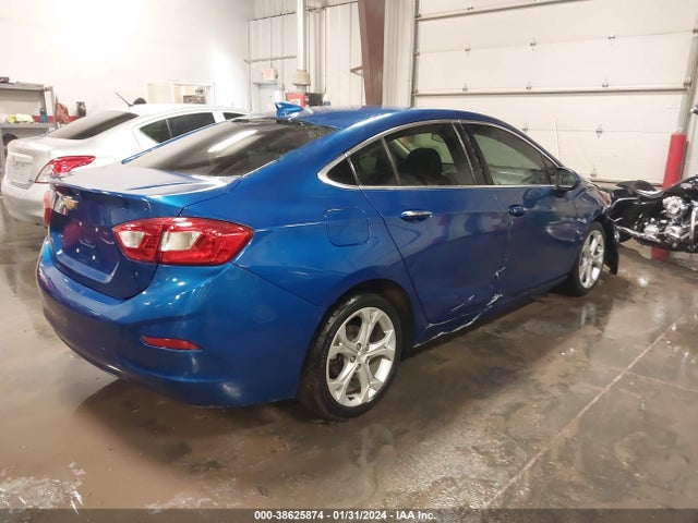 Chevrolet Cruze Premier Auto 2018 1G1BF5SM8J7173495 Image 4
