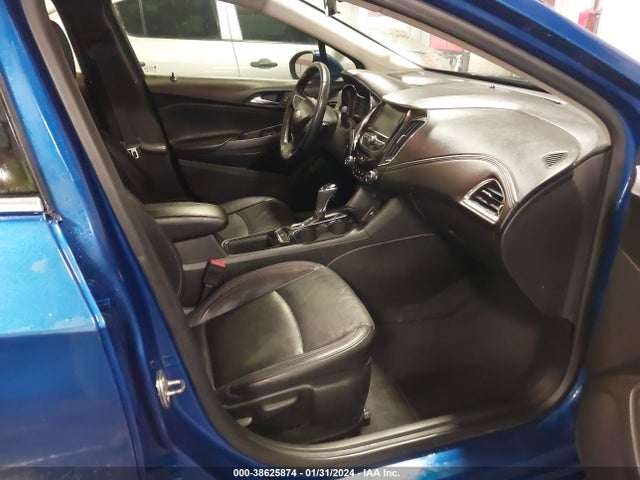Chevrolet Cruze Premier Auto 2018 1G1BF5SM8J7173495 Image 5