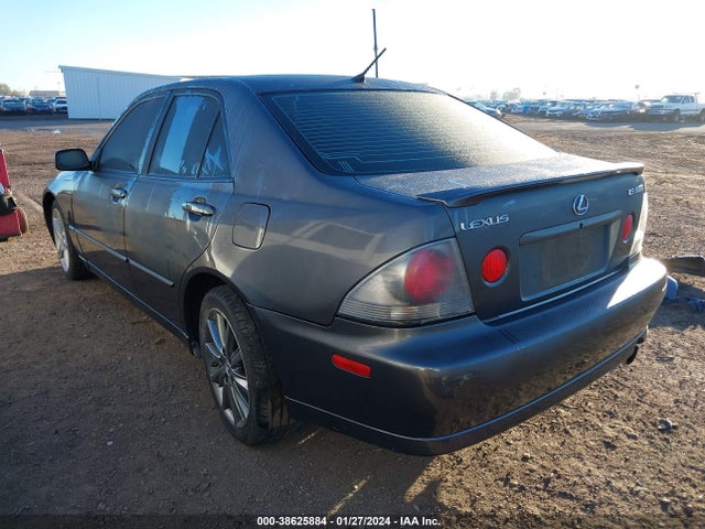 2003 LEXUS IS 300 BASE W/5-SPEED AUTO VIN: JTHBD192730071089