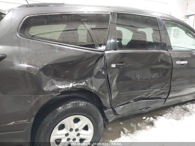 Chevrolet Traverse Ls 2016 1GNKVFED7GJ140759 Image 6