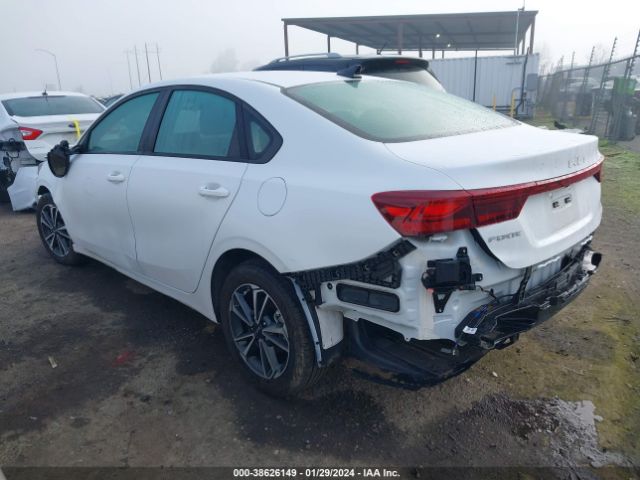 3KPF24AD3RE702010 KIA Forte Lxs