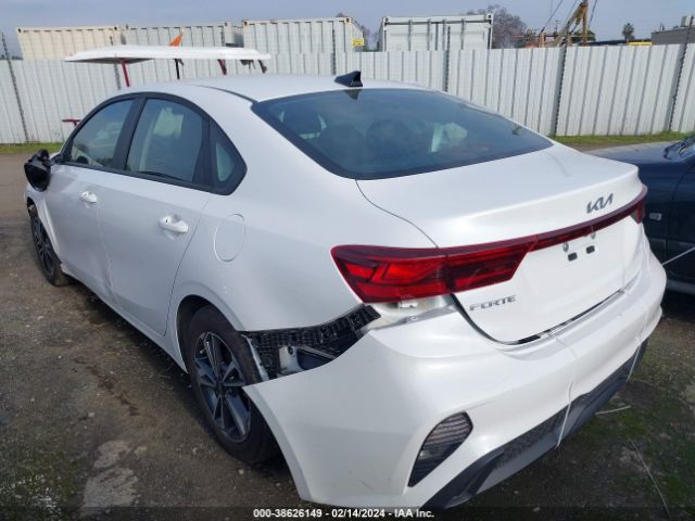 3KPF24AD3RE702010 KIA Forte Lxs