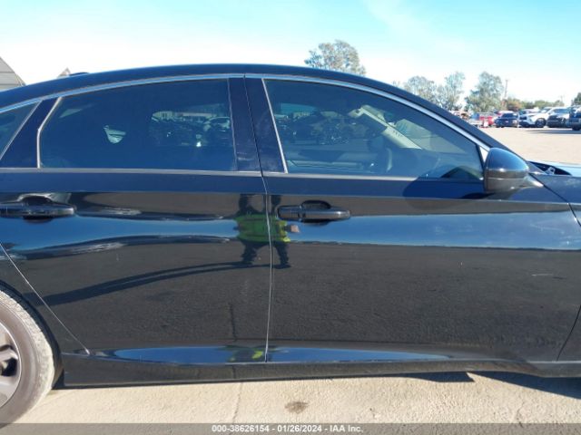 1HGCV1F17KA016053 Honda ACCORD LX