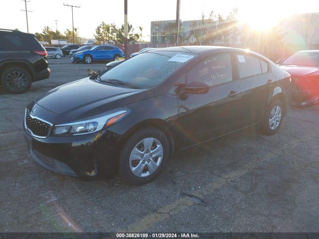 KIA FORTE LX 2017 3KPFK4A74HE160523 Image 2