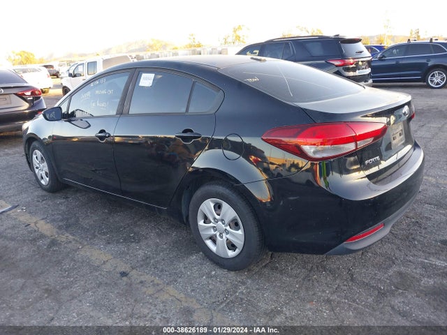 KIA FORTE LX 2017 3KPFK4A74HE160523 Image 3