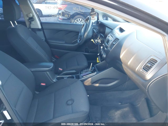 KIA FORTE LX 2017 3KPFK4A74HE160523 Image 5