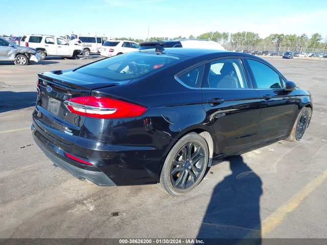 Ford FUSION SE 2019 3FA6P0HD1KR179347 Image 4
