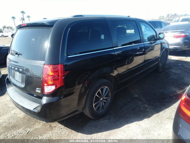 2C4RDGCG7HR862680 Dodge Grand Caravan Sxt
