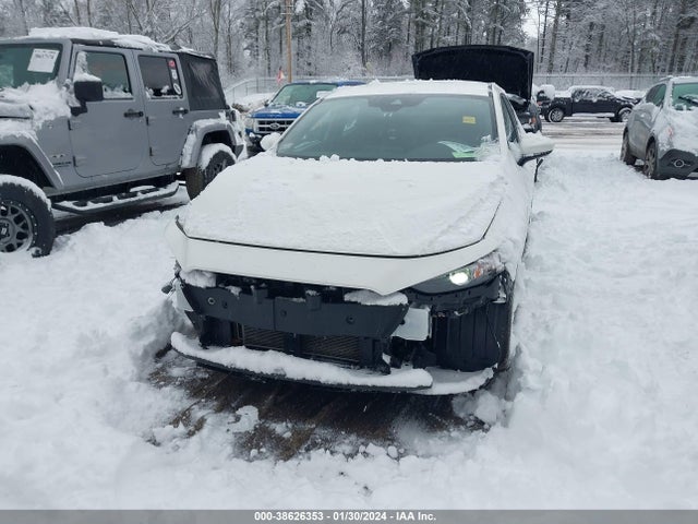 JM1BPBKL9M1328640 Mazda Mazda3 Select