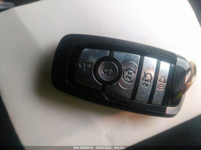 3FA6P0RU0KR139372 Ford Fusion Hybrid Titanium