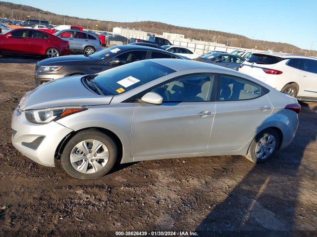 Hyundai ELANTRA SE 2016 5NPDH4AE5GH696735 Image 14