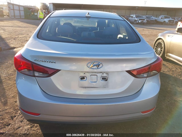 Hyundai ELANTRA SE 2016 5NPDH4AE5GH696735 Image 16