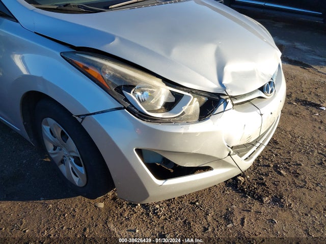 Hyundai ELANTRA SE 2016 5NPDH4AE5GH696735 Image 6