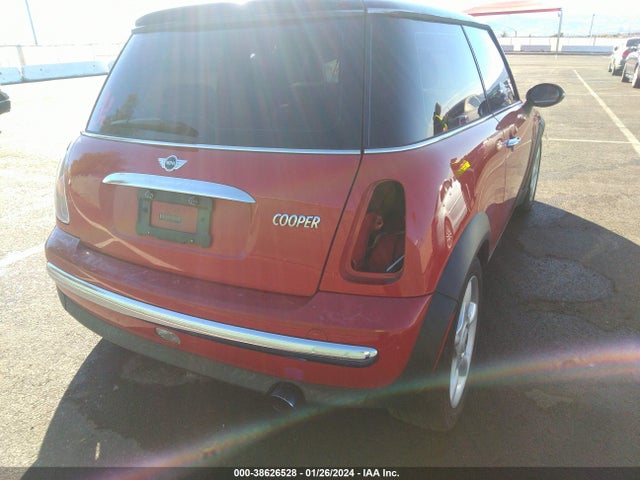 2004 MINI COOPER WMWRC33434TJ57621 Photo 5