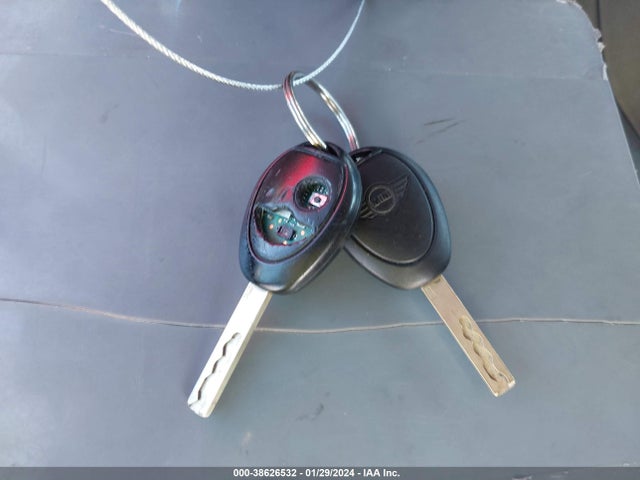 2002 MINI COOPER S WMWRE33442TD56638 Photo 10