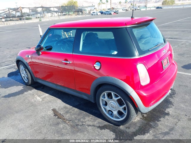 2002 MINI COOPER S WMWRE33442TD56638 Photo 2