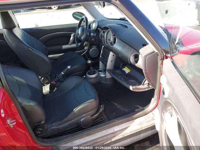 2002 MINI COOPER S WMWRE33442TD56638 Photo 4