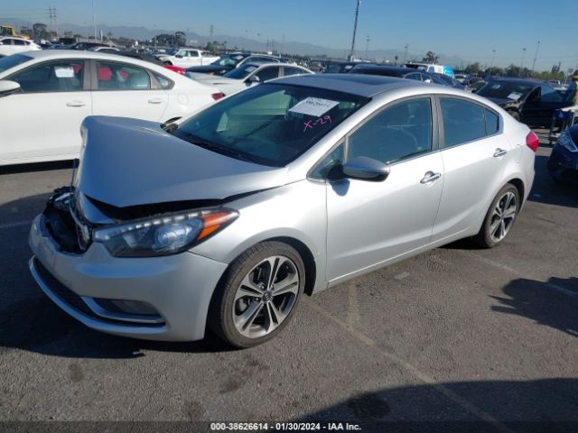 KNAFZ4A86G5556089 KIA FORTE EX