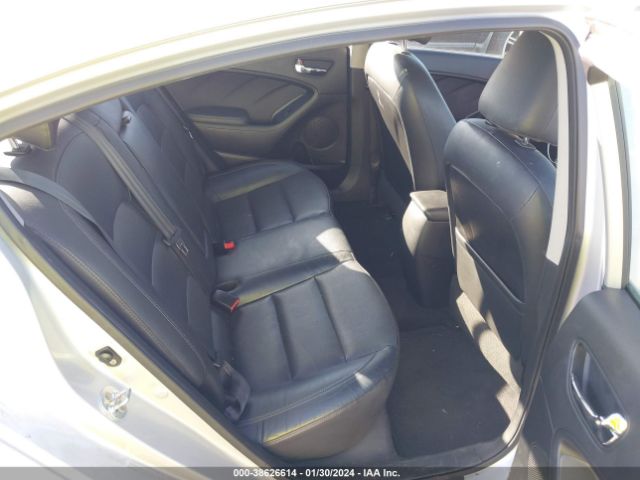 KNAFZ4A86G5556089 KIA FORTE EX