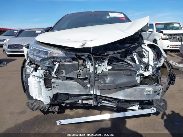 2020 TOYOTA C-HR XLE VIN: JTNKHMBX8L1078510