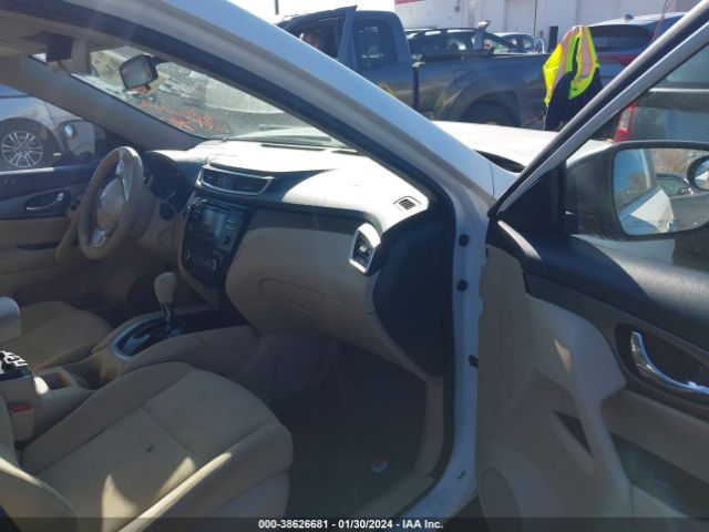 KNMAT2MV6FP549487 Nissan ROGUE SV