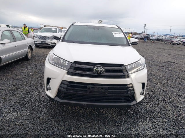 Toyota Highlander Se 2018 5TDJZRFH8JS842112 Image 12