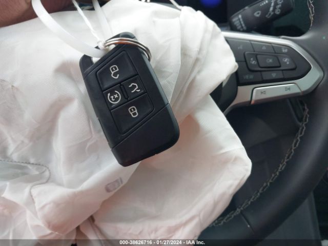3VVLX7B28NM090200 Volkswagen Taos 1.5t Se