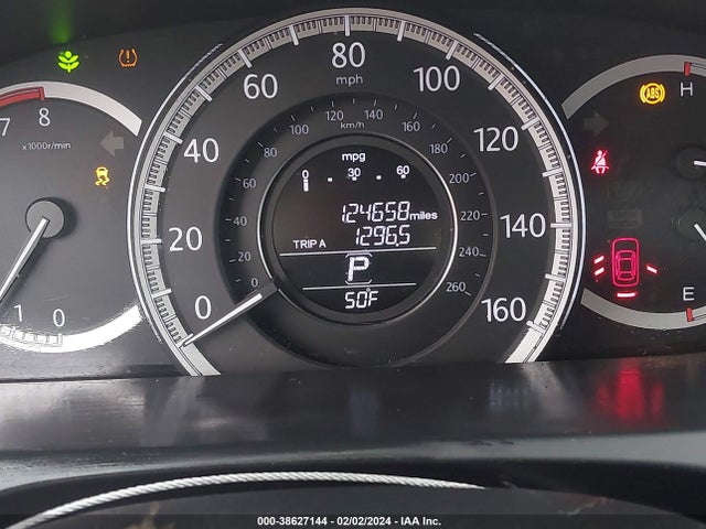 2015 HONDA ACCORD LX VIN: 1HGCR2F38FA035504