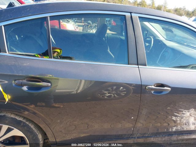 4S3BWAC69L3022126 Subaru Legacy Premium