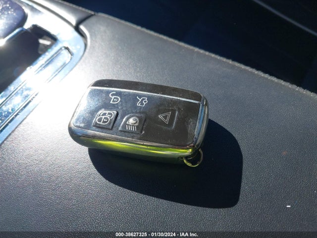 2013 JAGUAR XJ SAJWJ2GD9D8V49524 Photo 10