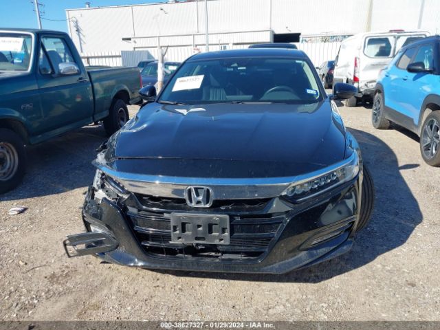 1HGCV2F94JA016795 Honda Accord Touring 2.0t