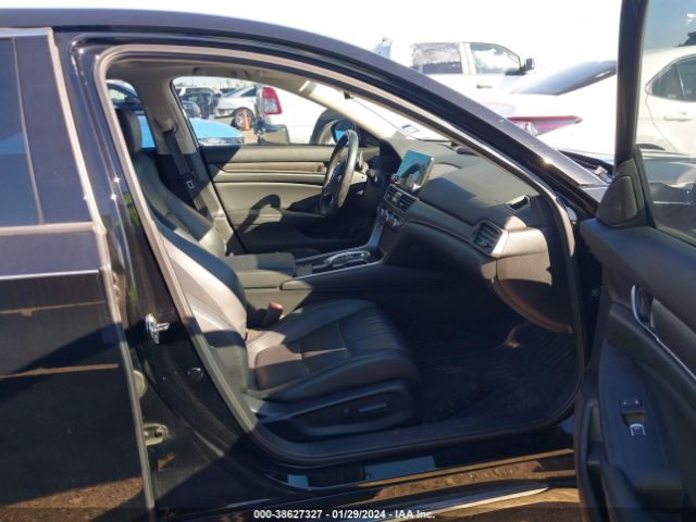 1HGCV2F94JA016795 Honda Accord Touring 2.0t