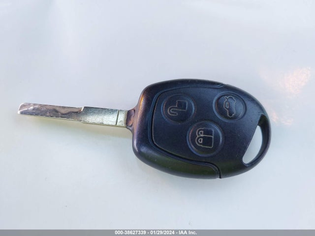 2011 FORD FIESTA SES VIN: 3FADP4FJXBM173955
