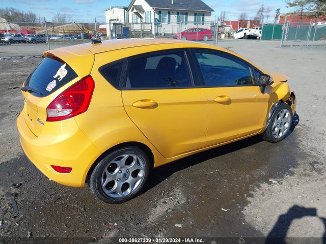 2011 FORD FIESTA SES VIN: 3FADP4FJXBM173955
