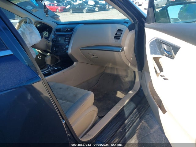 Nissan Altima 2.5 S 2014 1N4AL3AP5EC402570 Image 5