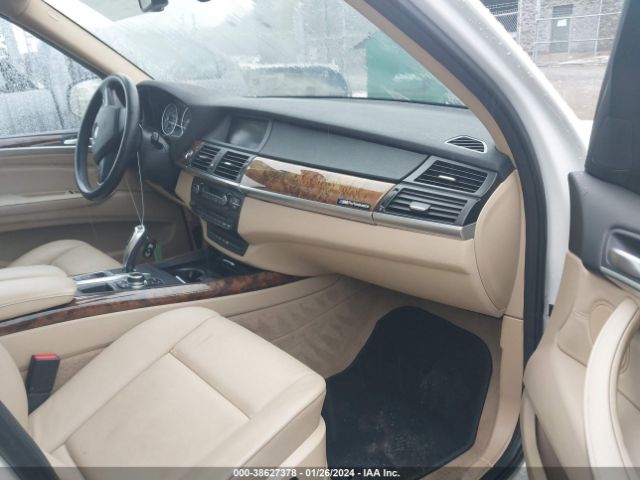 2012 BMW X5 5UXZV4C57CL747443 Photo 4