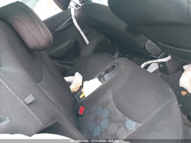 Chevrolet Spark Ls Cvt 2017 KL8CB6SA7HC765645 Image 8