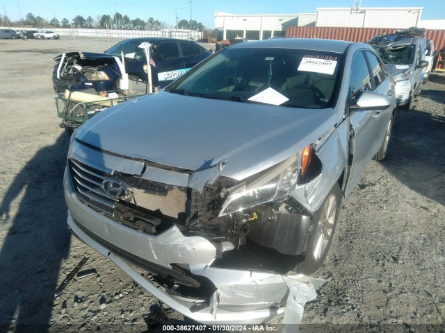 Продажа на аукционе авто 2016 Hyundai Sonata Se, vin: 5NPE24AF8GH337037, номер лота: 38627407